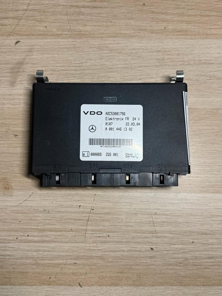 Mercedes Elektronik FR Steuergerät A0014461302 - Ohjainyksikkö - Kuorma-auto: kuva Mercedes Elektronik FR Steuergerät A0014461302 - Ohjainyksikkö - Kuorma-auto Mercedes Elektronik FR Steuergerät A0014461302 - Ohjainyksikkö - Kuorma-auto: kuva Mercedes Elektronik FR Steuergerät A0014461302 - Ohjainyksikkö - Kuorma-auto