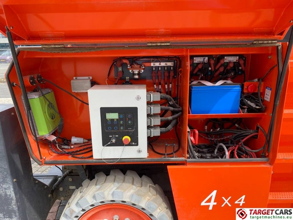 Leasing Dingli JCPT1823DC Electric 4x4 Scissor Work Lift 1800cm  Dingli JCPT1823DC Electric 4x4 Scissor Work Lift 1800cm: kuva Leasing Dingli JCPT1823DC Electric 4x4 Scissor Work Lift 1800cm  Dingli JCPT1823DC Electric 4x4 Scissor Work Lift 1800cm