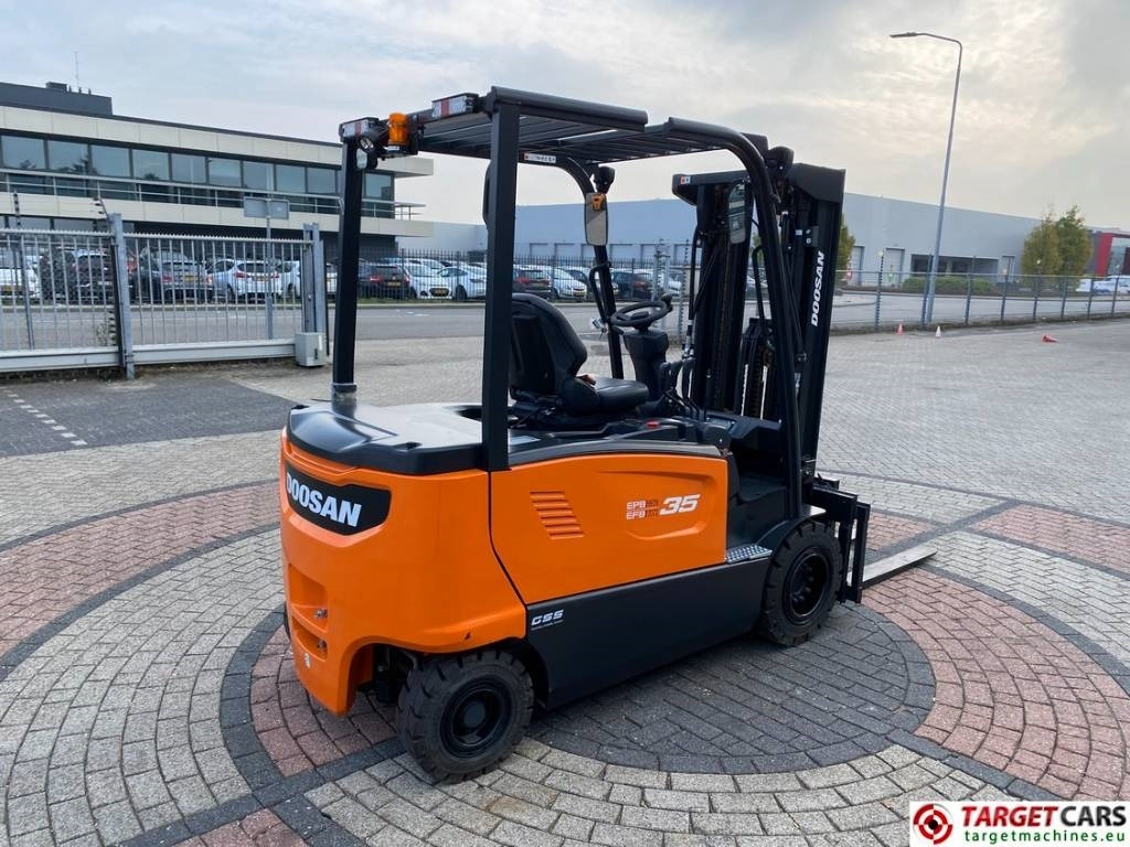 Doosan B35X-7 Electric Forklift 3.5T Triplex-438cm Unused  - Sähkötrukki: kuva Doosan B35X-7 Electric Forklift 3.5T Triplex-438cm Unused  - Sähkötrukki Doosan B35X-7 Electric Forklift 3.5T Triplex-438cm Unused  - Sähkötrukki: kuva Doosan B35X-7 Electric Forklift 3.5T Triplex-438cm Unused  - Sähkötrukki