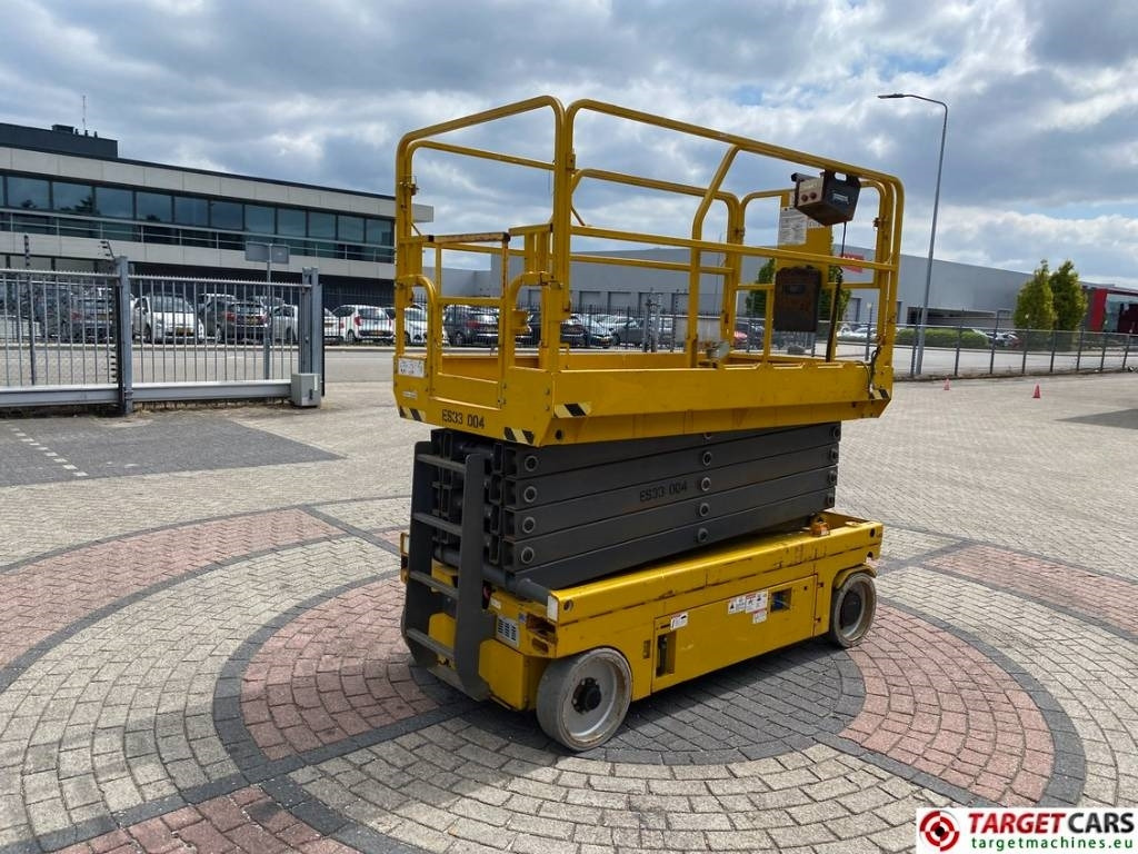 GMG 3346-ED Electric Scissor Work LIft 1200cm - Saksilava: kuva GMG 3346-ED Electric Scissor Work LIft 1200cm - Saksilava GMG 3346-ED Electric Scissor Work LIft 1200cm - Saksilava: kuva GMG 3346-ED Electric Scissor Work LIft 1200cm - Saksilava
