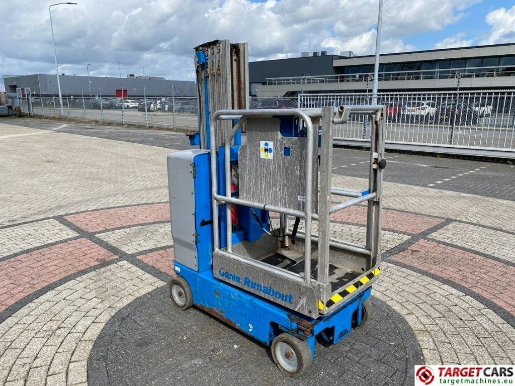 Genie GR-20 RunAbout Electric Vertical Mast Lift 802cm - Pystymastonostin: kuva Genie GR-20 RunAbout Electric Vertical Mast Lift 802cm - Pystymastonostin Genie GR-20 RunAbout Electric Vertical Mast Lift 802cm - Pystymastonostin: kuva Genie GR-20 RunAbout Electric Vertical Mast Lift 802cm - Pystymastonostin