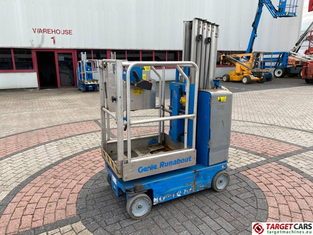 Genie GR-20 Runabout El Vertical Mast Work Lift 802cm - Pystymastonostin: kuva Genie GR-20 Runabout El Vertical Mast Work Lift 802cm - Pystymastonostin Genie GR-20 Runabout El Vertical Mast Work Lift 802cm - Pystymastonostin: kuva Genie GR-20 Runabout El Vertical Mast Work Lift 802cm - Pystymastonostin