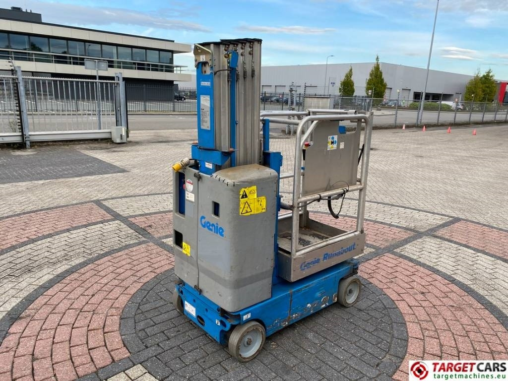 Genie GR-20 Runabout El Vertical Mast Work Lift 802cm - Pystymastonostin: kuva Genie GR-20 Runabout El Vertical Mast Work Lift 802cm - Pystymastonostin Genie GR-20 Runabout El Vertical Mast Work Lift 802cm - Pystymastonostin: kuva Genie GR-20 Runabout El Vertical Mast Work Lift 802cm - Pystymastonostin