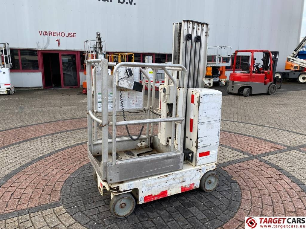 Genie GR20 RubAbout Electric Vertical Mast Lift 802cm - Pystymastonostin: kuva Genie GR20 RubAbout Electric Vertical Mast Lift 802cm - Pystymastonostin Genie GR20 RubAbout Electric Vertical Mast Lift 802cm - Pystymastonostin: kuva Genie GR20 RubAbout Electric Vertical Mast Lift 802cm - Pystymastonostin
