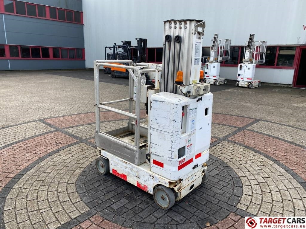 Genie GR20 RubAbout Electric Vertical Mast Lift 802cm - Pystymastonostin: kuva Genie GR20 RubAbout Electric Vertical Mast Lift 802cm - Pystymastonostin Genie GR20 RubAbout Electric Vertical Mast Lift 802cm - Pystymastonostin: kuva Genie GR20 RubAbout Electric Vertical Mast Lift 802cm - Pystymastonostin