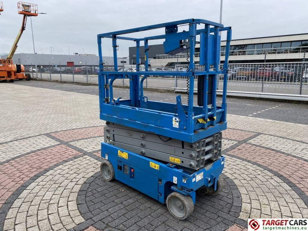 Genie GS-1932 Electric Scissor Work Lift 779cm - Saksilava: kuva Genie GS-1932 Electric Scissor Work Lift 779cm - Saksilava Genie GS-1932 Electric Scissor Work Lift 779cm - Saksilava: kuva Genie GS-1932 Electric Scissor Work Lift 779cm - Saksilava