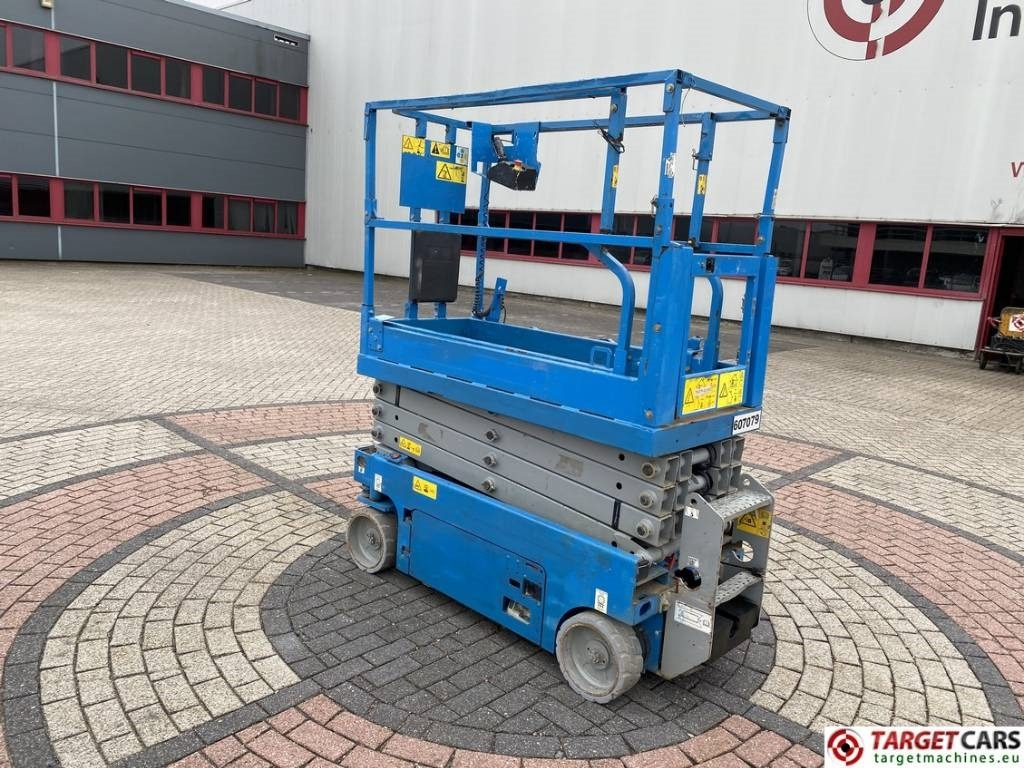 Genie GS-1932 Electric Scissor Work Lift 779cm - Saksilava: kuva Genie GS-1932 Electric Scissor Work Lift 779cm - Saksilava Genie GS-1932 Electric Scissor Work Lift 779cm - Saksilava: kuva Genie GS-1932 Electric Scissor Work Lift 779cm - Saksilava