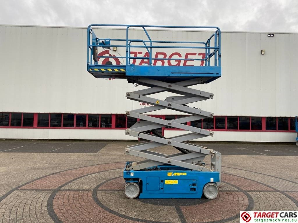 Genie GS-3246 Electric Scissor Work Lift 1175cm  - Saksilava: kuva Genie GS-3246 Electric Scissor Work Lift 1175cm  - Saksilava Genie GS-3246 Electric Scissor Work Lift 1175cm  - Saksilava: kuva Genie GS-3246 Electric Scissor Work Lift 1175cm  - Saksilava