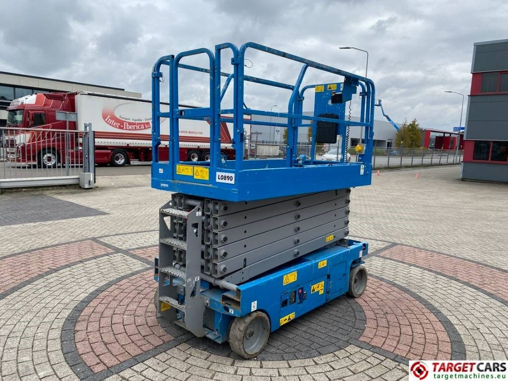 Genie GS-4047 Electric Scissor Work Lift 1389cm - Saksilava: kuva Genie GS-4047 Electric Scissor Work Lift 1389cm - Saksilava Genie GS-4047 Electric Scissor Work Lift 1389cm - Saksilava: kuva Genie GS-4047 Electric Scissor Work Lift 1389cm - Saksilava