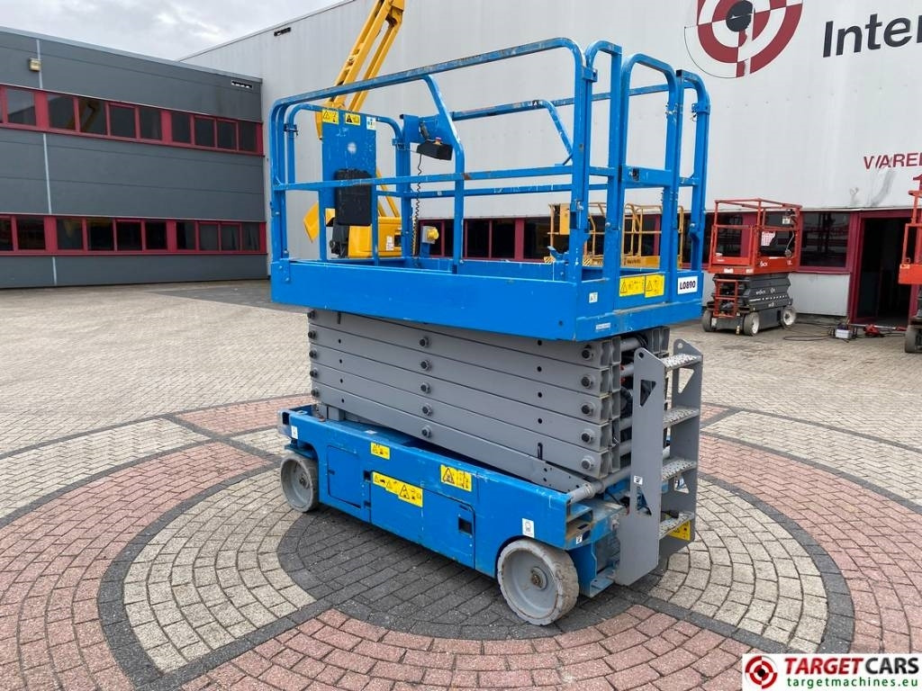 Genie GS-4047 Electric Scissor Work Lift 1389cm - Saksilava: kuva Genie GS-4047 Electric Scissor Work Lift 1389cm - Saksilava Genie GS-4047 Electric Scissor Work Lift 1389cm - Saksilava: kuva Genie GS-4047 Electric Scissor Work Lift 1389cm - Saksilava