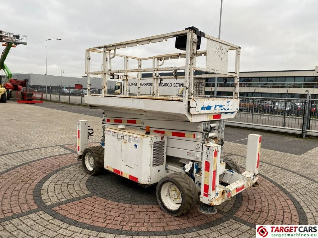 Genie GS-4069RT Diesel 4x4 Scissor Work Lift 1412cm - Saksilava: kuva Genie GS-4069RT Diesel 4x4 Scissor Work Lift 1412cm - Saksilava Genie GS-4069RT Diesel 4x4 Scissor Work Lift 1412cm - Saksilava: kuva Genie GS-4069RT Diesel 4x4 Scissor Work Lift 1412cm - Saksilava