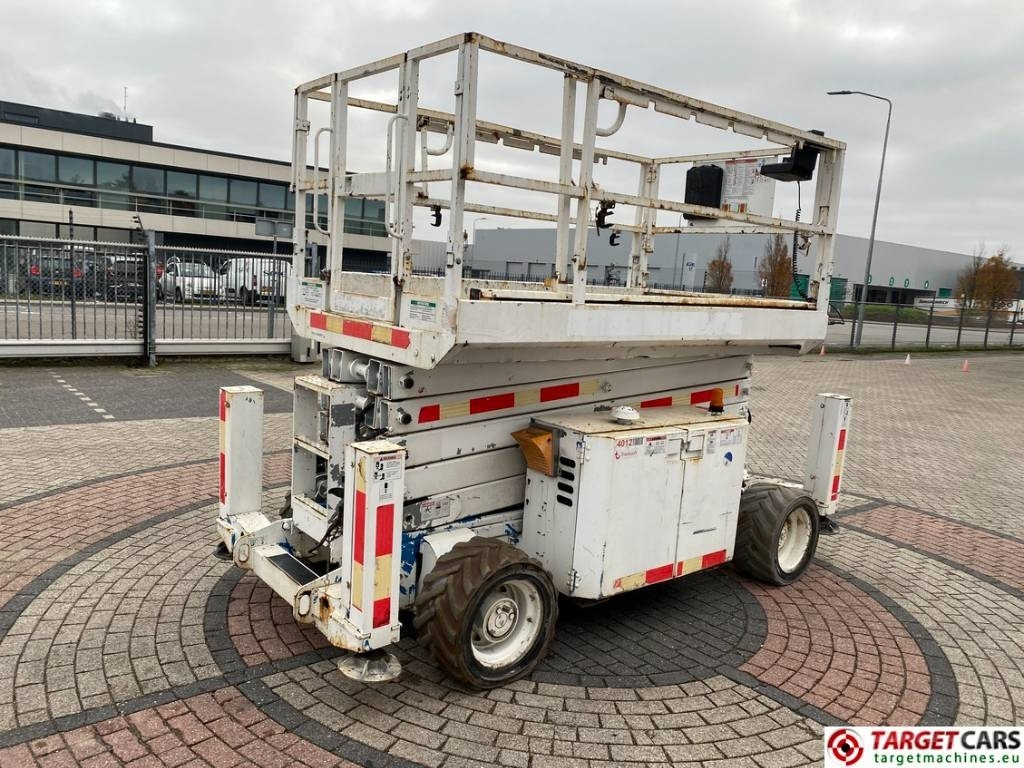Genie GS-4069RT Diesel 4x4 Scissor Work Lift 1412cm - Saksilava: kuva Genie GS-4069RT Diesel 4x4 Scissor Work Lift 1412cm - Saksilava Genie GS-4069RT Diesel 4x4 Scissor Work Lift 1412cm - Saksilava: kuva Genie GS-4069RT Diesel 4x4 Scissor Work Lift 1412cm - Saksilava