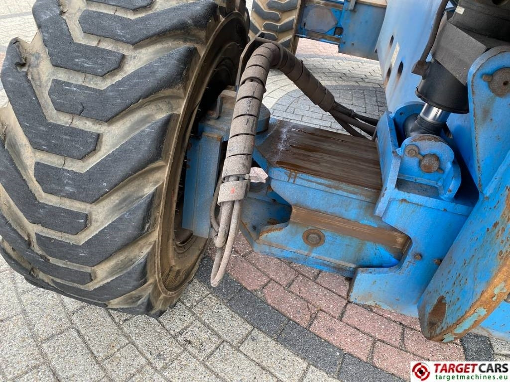 Kuukulkija Genie S-85 Telescopic 4x4 Diesel Boom Work Lift 2790cm: kuva Kuukulkija Genie S-85 Telescopic 4x4 Diesel Boom Work Lift 2790cm