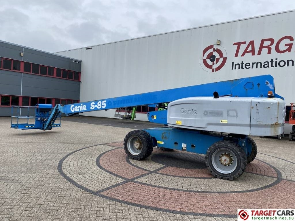 Genie S-85 Telescopic 4x4 Diesel Boom Work Lift 2791cm  - Kuukulkija: kuva Genie S-85 Telescopic 4x4 Diesel Boom Work Lift 2791cm  - Kuukulkija Genie S-85 Telescopic 4x4 Diesel Boom Work Lift 2791cm  - Kuukulkija: kuva Genie S-85 Telescopic 4x4 Diesel Boom Work Lift 2791cm  - Kuukulkija