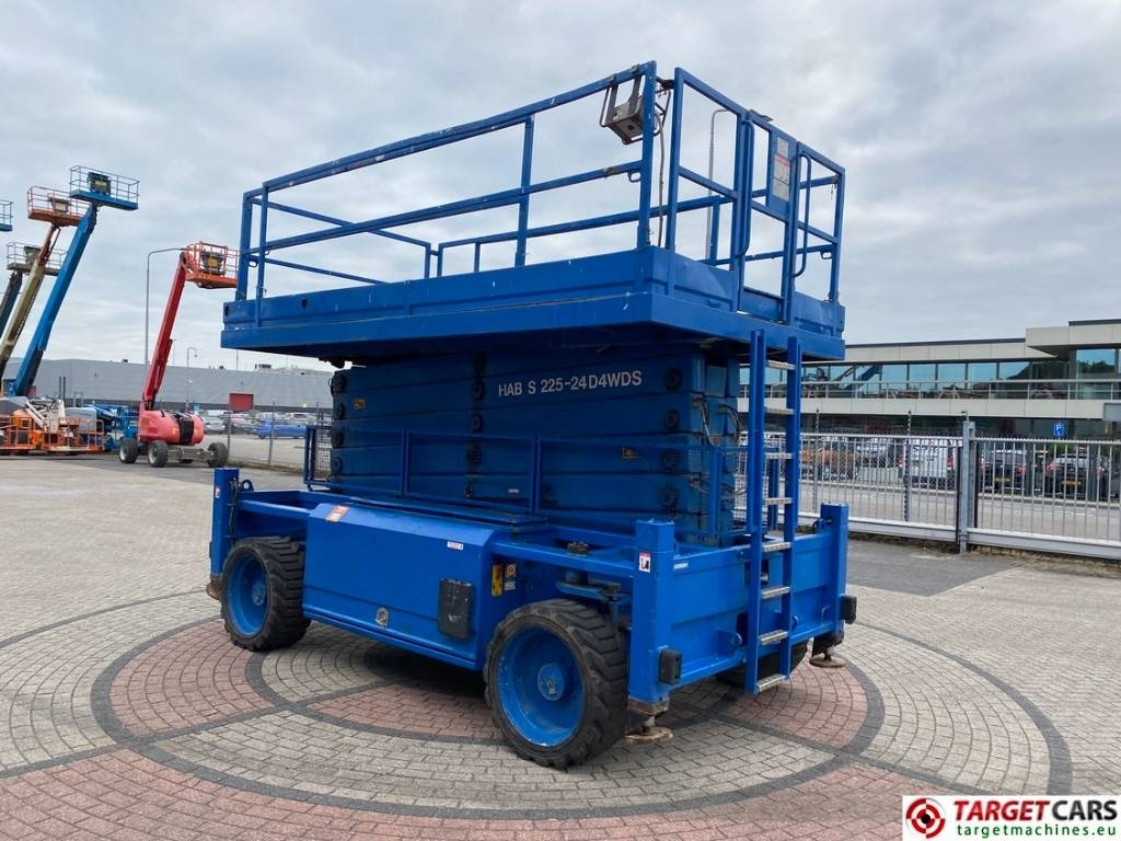 HAB S225-24D 4WDS Diesel 4x4 Scissor Work Lift 2250cm - Saksilava: kuva HAB S225-24D 4WDS Diesel 4x4 Scissor Work Lift 2250cm - Saksilava HAB S225-24D 4WDS Diesel 4x4 Scissor Work Lift 2250cm - Saksilava: kuva HAB S225-24D 4WDS Diesel 4x4 Scissor Work Lift 2250cm - Saksilava