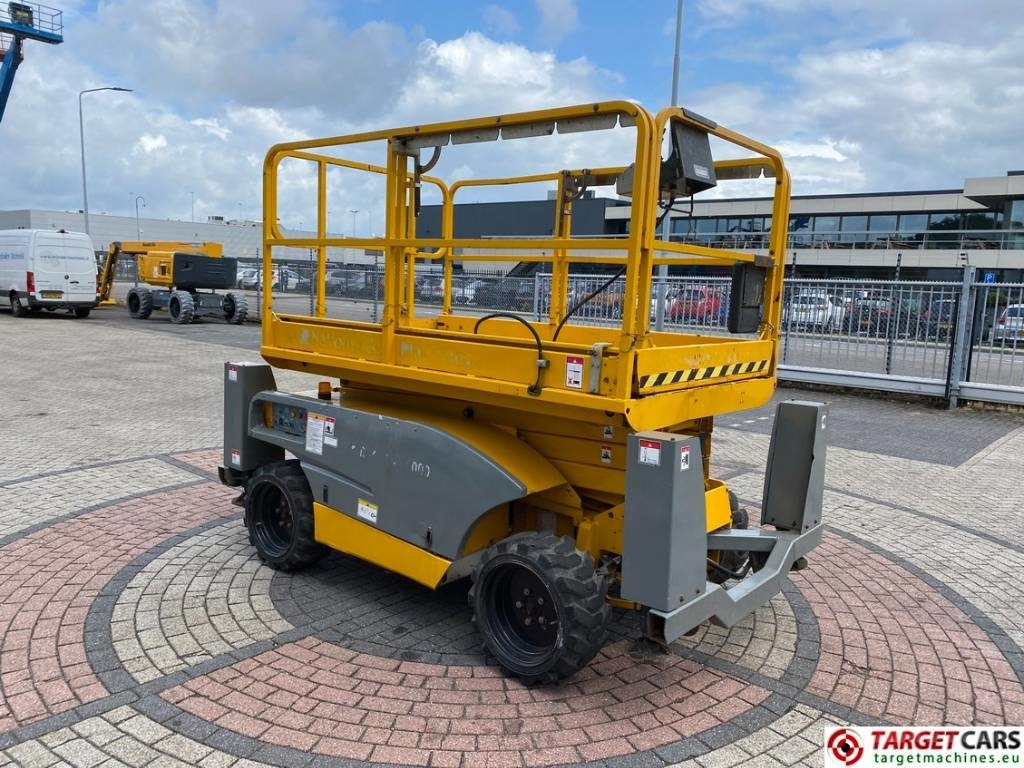 Haulotte Compact 10DX Diesel 4x4 Scissor Work Lift 1015cm - Saksilava: kuva Haulotte Compact 10DX Diesel 4x4 Scissor Work Lift 1015cm - Saksilava Haulotte Compact 10DX Diesel 4x4 Scissor Work Lift 1015cm - Saksilava: kuva Haulotte Compact 10DX Diesel 4x4 Scissor Work Lift 1015cm - Saksilava