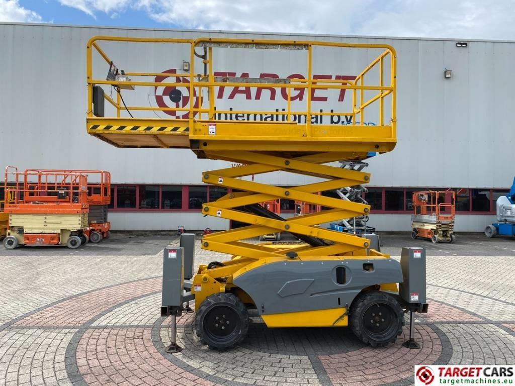 Haulotte Compact 10DX Diesel 4x4 Scissor Work Lift 1015cm - Saksilava: kuva Haulotte Compact 10DX Diesel 4x4 Scissor Work Lift 1015cm - Saksilava Haulotte Compact 10DX Diesel 4x4 Scissor Work Lift 1015cm - Saksilava: kuva Haulotte Compact 10DX Diesel 4x4 Scissor Work Lift 1015cm - Saksilava