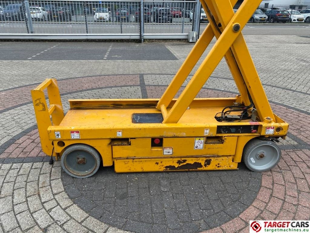 Saksilava Haulotte Compact 10N Electric Scissor Work Lift 1000cm: kuva Saksilava Haulotte Compact 10N Electric Scissor Work Lift 1000cm