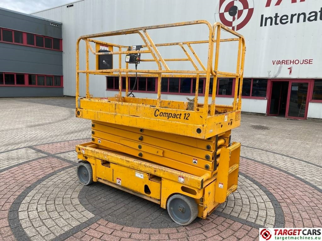Haulotte Compact 12 Electric Scissor Work Lift 1200cm - Saksilava: kuva Haulotte Compact 12 Electric Scissor Work Lift 1200cm - Saksilava Haulotte Compact 12 Electric Scissor Work Lift 1200cm - Saksilava: kuva Haulotte Compact 12 Electric Scissor Work Lift 1200cm - Saksilava