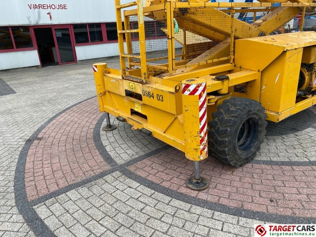 Saksilava Holland Lift B195DL-25 4WD Diesel 4x4 Scissor Work Lift 2150cm: kuva Saksilava Holland Lift B195DL-25 4WD Diesel 4x4 Scissor Work Lift 2150cm