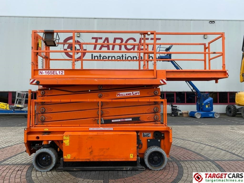 Holland Lift CombiStar N165EL12 Electric Scissor WorkLift 18.5M - Saksilava: kuva Holland Lift CombiStar N165EL12 Electric Scissor WorkLift 18.5M - Saksilava Holland Lift CombiStar N165EL12 Electric Scissor WorkLift 18.5M - Saksilava: kuva Holland Lift CombiStar N165EL12 Electric Scissor WorkLift 18.5M - Saksilava