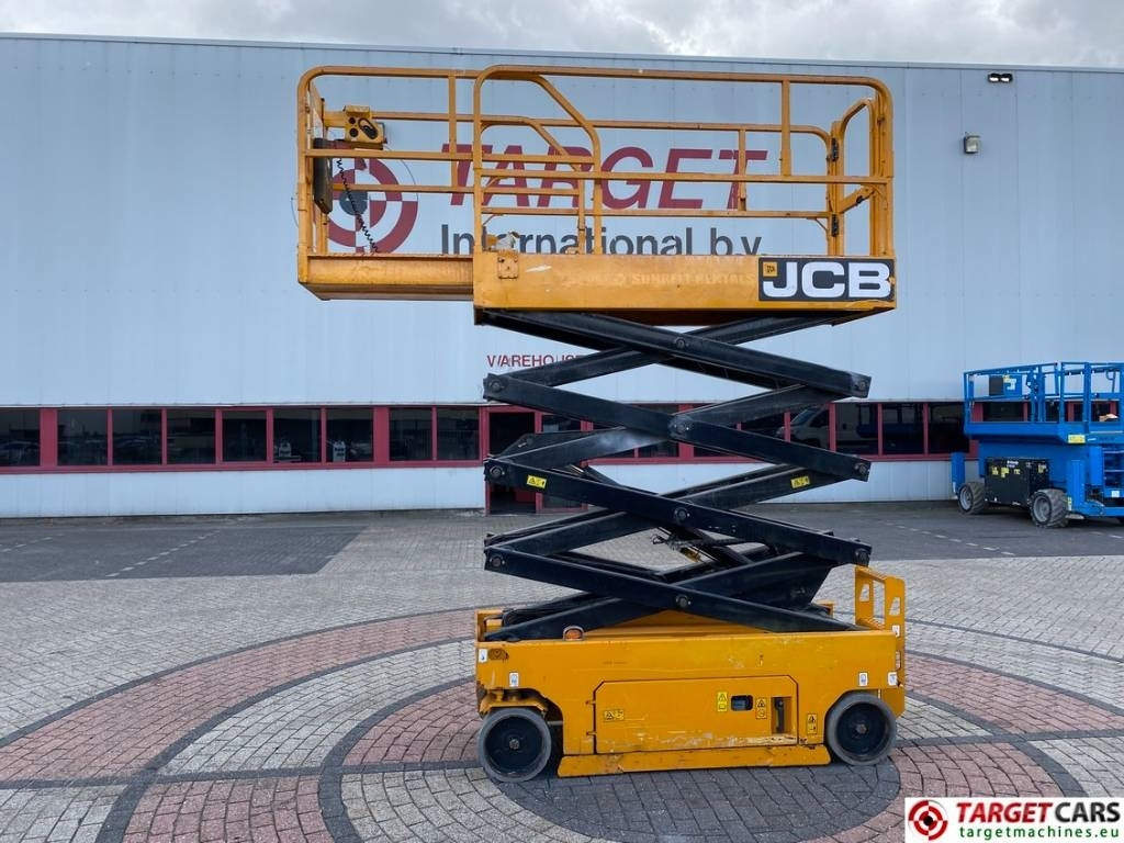 JCB S2632E Electric Scissor Work Lift 1010cm - Saksilava: kuva JCB S2632E Electric Scissor Work Lift 1010cm - Saksilava JCB S2632E Electric Scissor Work Lift 1010cm - Saksilava: kuva JCB S2632E Electric Scissor Work Lift 1010cm - Saksilava