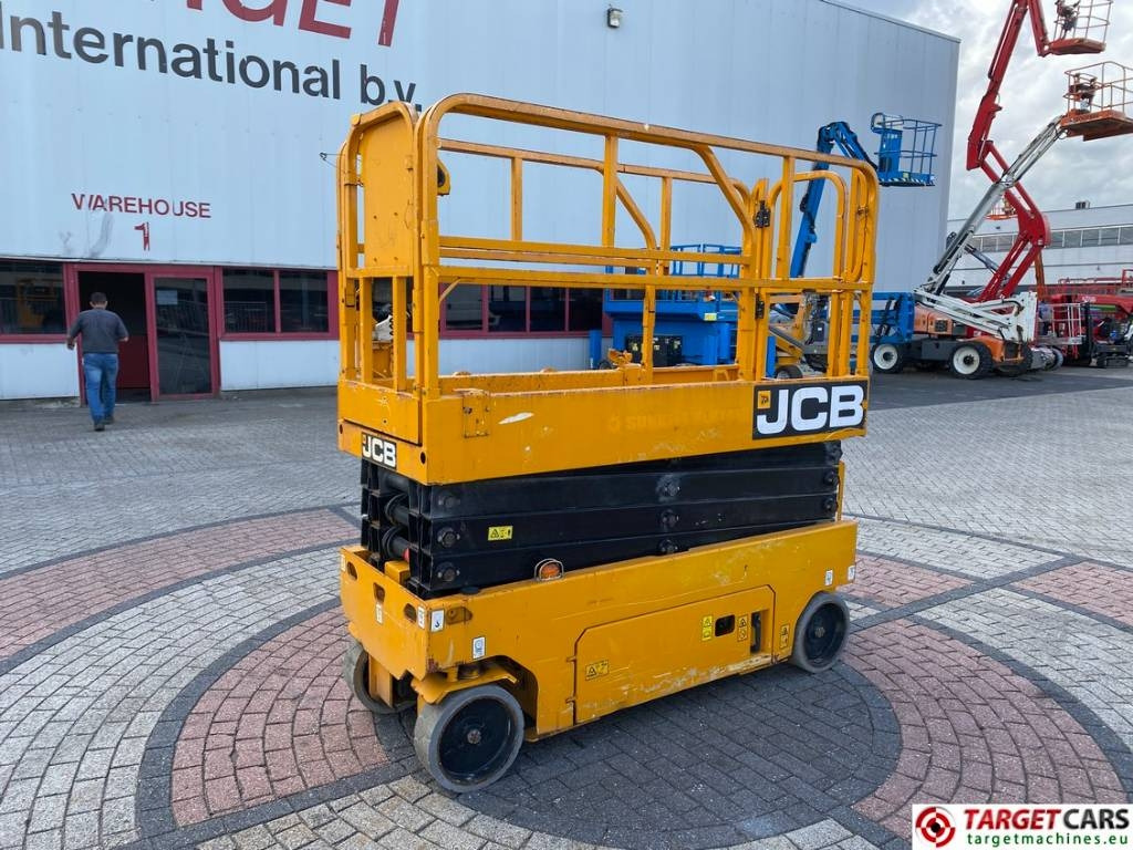 JCB S2632E Electric Scissor Work Lift 1010cm - Saksilava: kuva JCB S2632E Electric Scissor Work Lift 1010cm - Saksilava JCB S2632E Electric Scissor Work Lift 1010cm - Saksilava: kuva JCB S2632E Electric Scissor Work Lift 1010cm - Saksilava