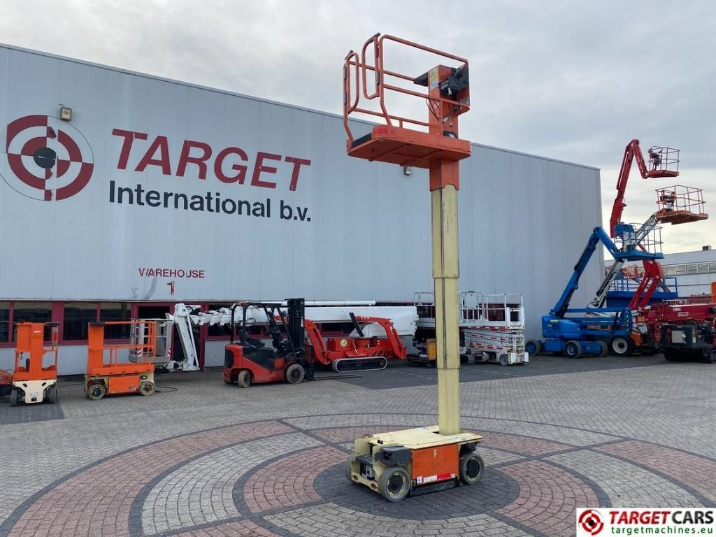 JLG 1230ES Electric Vertical Mast Work Lift 566cm - Pystymastonostin: kuva JLG 1230ES Electric Vertical Mast Work Lift 566cm - Pystymastonostin JLG 1230ES Electric Vertical Mast Work Lift 566cm - Pystymastonostin: kuva JLG 1230ES Electric Vertical Mast Work Lift 566cm - Pystymastonostin