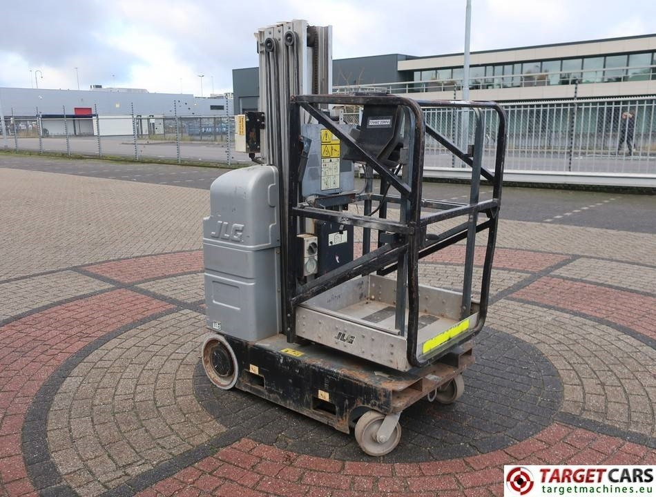 JLG 20MVL Electric Vertical Mast Work Lift 798cm - Henkilönostin: kuva JLG 20MVL Electric Vertical Mast Work Lift 798cm - Henkilönostin JLG 20MVL Electric Vertical Mast Work Lift 798cm - Henkilönostin: kuva JLG 20MVL Electric Vertical Mast Work Lift 798cm - Henkilönostin