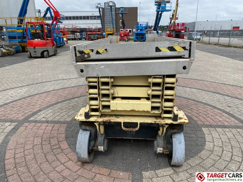 JLG 3246ES Electric Scissor WorkLift 1168cm INCOMPLETE - Saksilava: kuva JLG 3246ES Electric Scissor WorkLift 1168cm INCOMPLETE - Saksilava JLG 3246ES Electric Scissor WorkLift 1168cm INCOMPLETE - Saksilava: kuva JLG 3246ES Electric Scissor WorkLift 1168cm INCOMPLETE - Saksilava