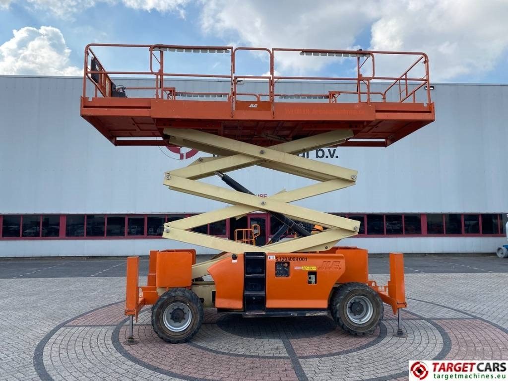 JLG 3394RT Diesel 4x4 Scissor Work Lift 1206cm - Saksilava: kuva JLG 3394RT Diesel 4x4 Scissor Work Lift 1206cm - Saksilava JLG 3394RT Diesel 4x4 Scissor Work Lift 1206cm - Saksilava: kuva JLG 3394RT Diesel 4x4 Scissor Work Lift 1206cm - Saksilava