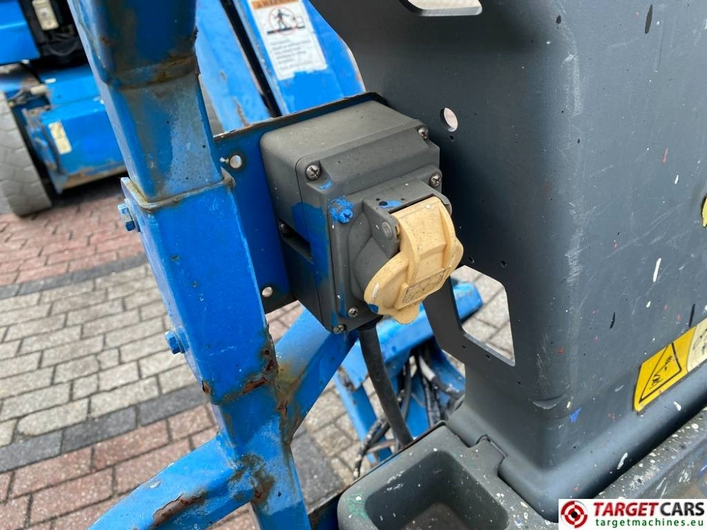 Puomilava JLG E300AJP Articulated Jib Plus Boom Work Lift 1097cm: kuva Puomilava JLG E300AJP Articulated Jib Plus Boom Work Lift 1097cm