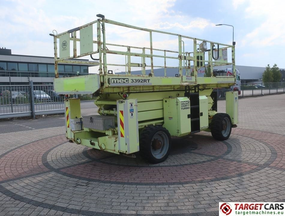 MEC 3392RT-T Diesel 4x4 Scissor Work Lift 1200cm - Saksilava: kuva MEC 3392RT-T Diesel 4x4 Scissor Work Lift 1200cm - Saksilava MEC 3392RT-T Diesel 4x4 Scissor Work Lift 1200cm - Saksilava: kuva MEC 3392RT-T Diesel 4x4 Scissor Work Lift 1200cm - Saksilava