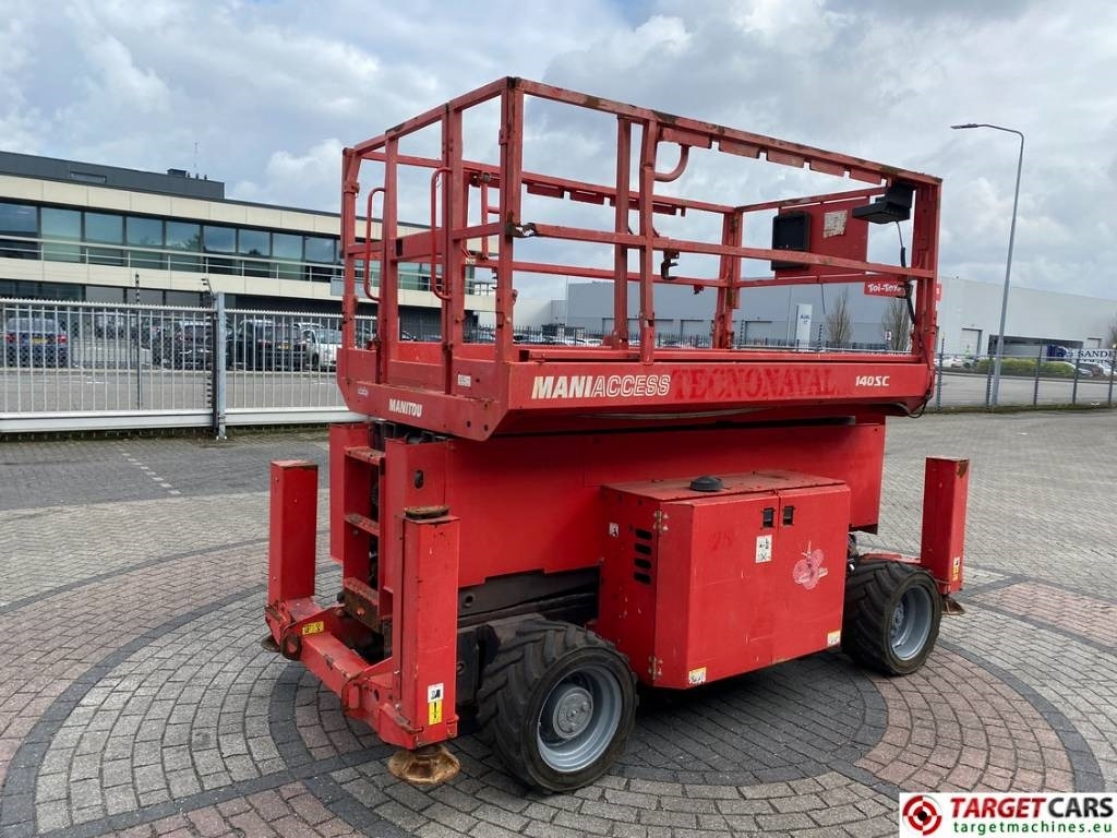 Manitou 140SC Diesel 4x4 Scissor Work Lift 1412cm - Saksilava: kuva Manitou 140SC Diesel 4x4 Scissor Work Lift 1412cm - Saksilava Manitou 140SC Diesel 4x4 Scissor Work Lift 1412cm - Saksilava: kuva Manitou 140SC Diesel 4x4 Scissor Work Lift 1412cm - Saksilava