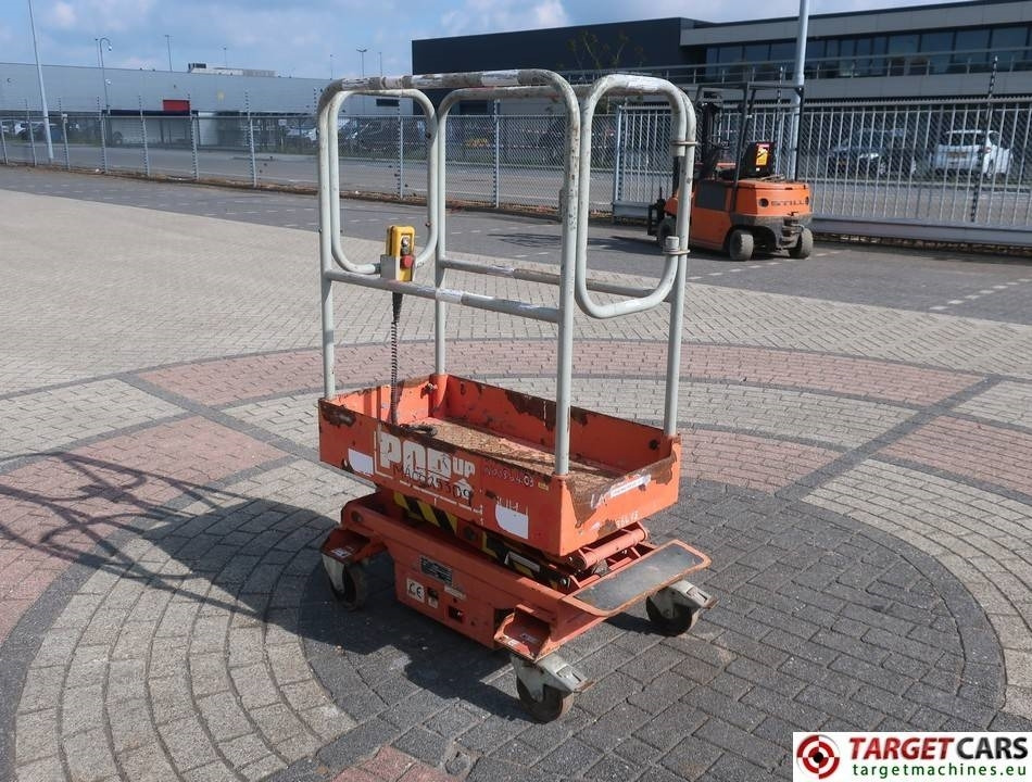 NSG POP UP Electric Push Scissor Work Lift 363cm - Saksilava: kuva NSG POP UP Electric Push Scissor Work Lift 363cm - Saksilava NSG POP UP Electric Push Scissor Work Lift 363cm - Saksilava: kuva NSG POP UP Electric Push Scissor Work Lift 363cm - Saksilava