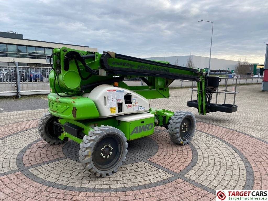 Niftylift HR21 MK1B HyBrid Articulated 4x4 Boom Lift 2080cm - Puomilava: kuva Niftylift HR21 MK1B HyBrid Articulated 4x4 Boom Lift 2080cm - Puomilava Niftylift HR21 MK1B HyBrid Articulated 4x4 Boom Lift 2080cm - Puomilava: kuva Niftylift HR21 MK1B HyBrid Articulated 4x4 Boom Lift 2080cm - Puomilava