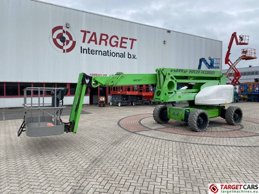 Niftylift HR28 HyBrid Articulated 4x4 Boom Work Lift 2800cm - Puomilava: kuva Niftylift HR28 HyBrid Articulated 4x4 Boom Work Lift 2800cm - Puomilava Niftylift HR28 HyBrid Articulated 4x4 Boom Work Lift 2800cm - Puomilava: kuva Niftylift HR28 HyBrid Articulated 4x4 Boom Work Lift 2800cm - Puomilava
