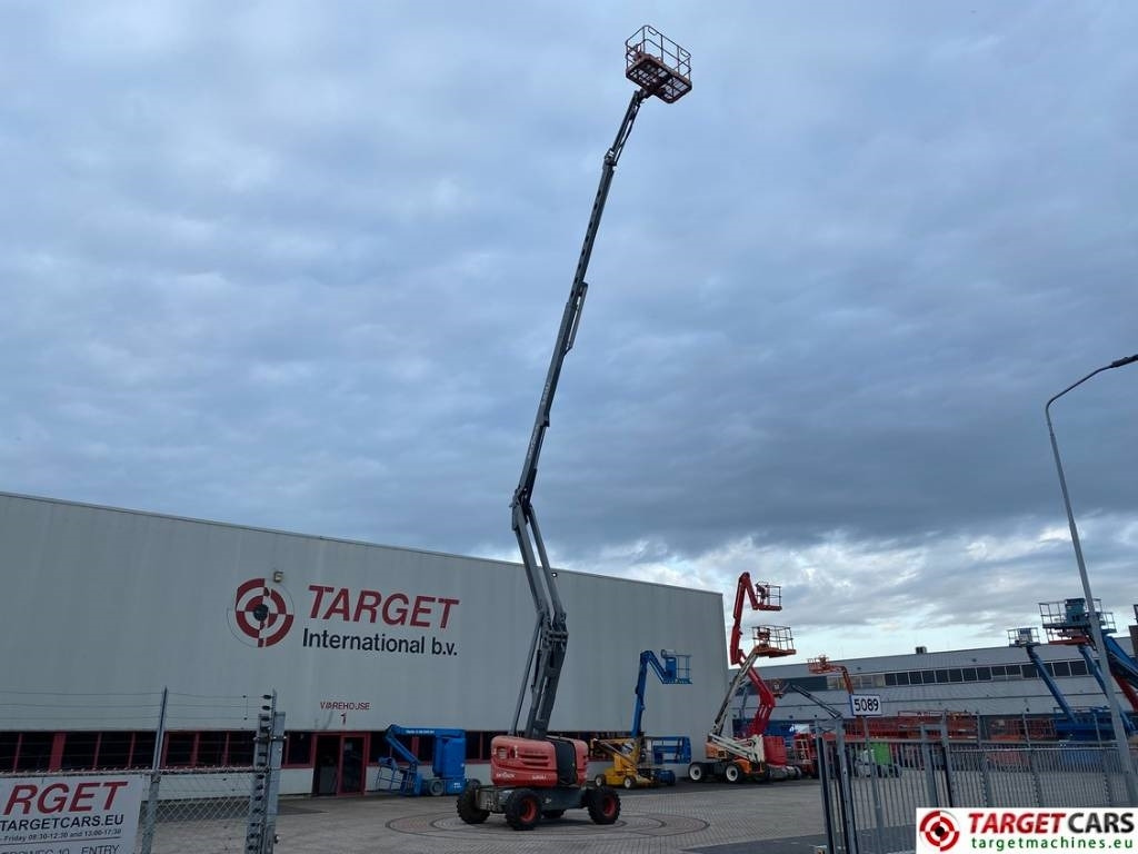 SkyJack SJ63AJ Articulated 4x4 Diesel Boom WorkLIft 2136cm - Puomilava: kuva SkyJack SJ63AJ Articulated 4x4 Diesel Boom WorkLIft 2136cm - Puomilava SkyJack SJ63AJ Articulated 4x4 Diesel Boom WorkLIft 2136cm - Puomilava: kuva SkyJack SJ63AJ Articulated 4x4 Diesel Boom WorkLIft 2136cm - Puomilava