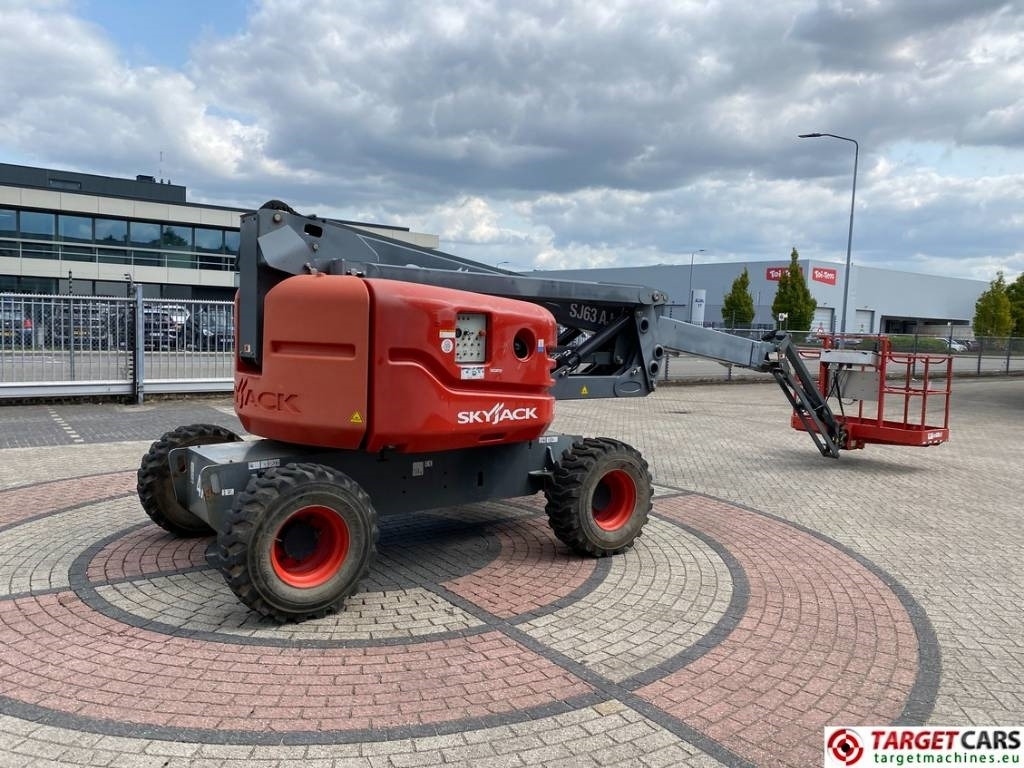 SkyJack SJ63AJ Articulated 4x4 Diesel Boom WorkLift 2136cm - Puomilava: kuva SkyJack SJ63AJ Articulated 4x4 Diesel Boom WorkLift 2136cm - Puomilava SkyJack SJ63AJ Articulated 4x4 Diesel Boom WorkLift 2136cm - Puomilava: kuva SkyJack SJ63AJ Articulated 4x4 Diesel Boom WorkLift 2136cm - Puomilava