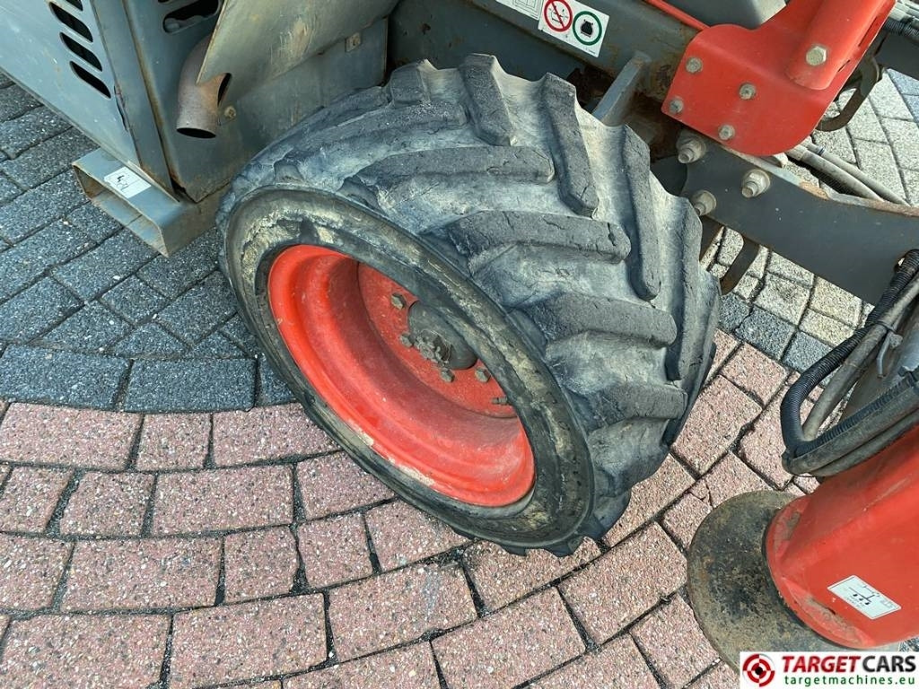 Saksilava SkyJack SJ6826RT Diesel 4x4 Scissor 6826 Work Lift 992cm: kuva Saksilava SkyJack SJ6826RT Diesel 4x4 Scissor 6826 Work Lift 992cm