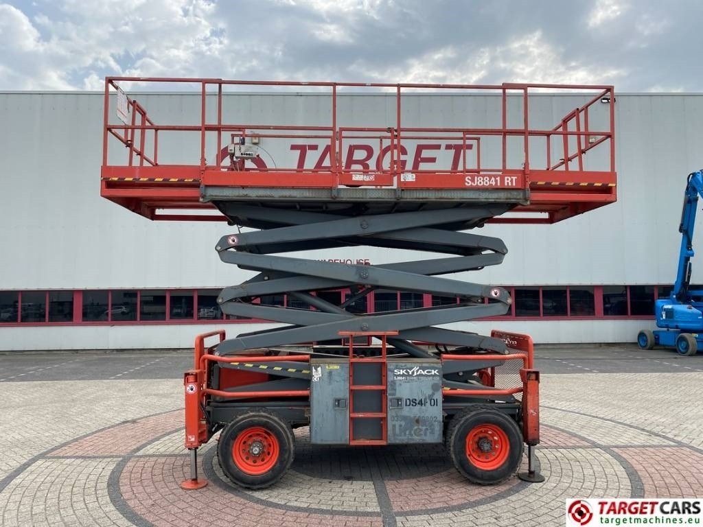 SkyJack SJ8841 RT Diesel 4x4 Scissor Work Lift 1430cm - Saksilava: kuva SkyJack SJ8841 RT Diesel 4x4 Scissor Work Lift 1430cm - Saksilava SkyJack SJ8841 RT Diesel 4x4 Scissor Work Lift 1430cm - Saksilava: kuva SkyJack SJ8841 RT Diesel 4x4 Scissor Work Lift 1430cm - Saksilava
