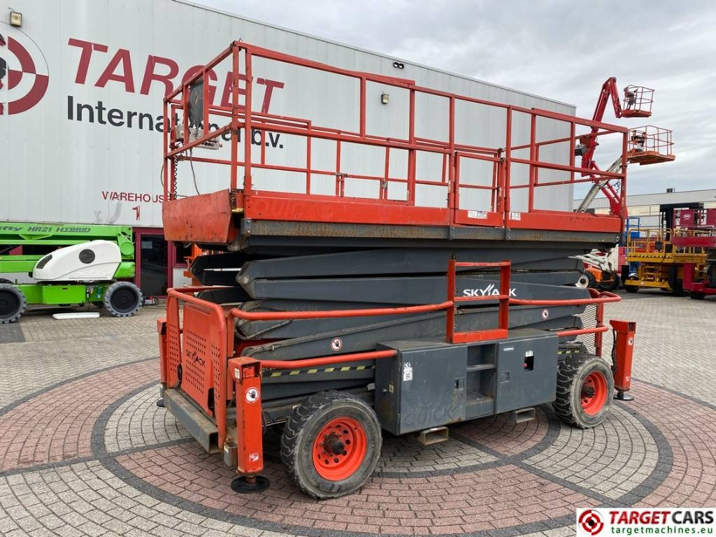 SkyJack SJ9250 RT Diesel 4x4 Scissor Work Lift 1720cm - Saksilava: kuva SkyJack SJ9250 RT Diesel 4x4 Scissor Work Lift 1720cm - Saksilava SkyJack SJ9250 RT Diesel 4x4 Scissor Work Lift 1720cm - Saksilava: kuva SkyJack SJ9250 RT Diesel 4x4 Scissor Work Lift 1720cm - Saksilava