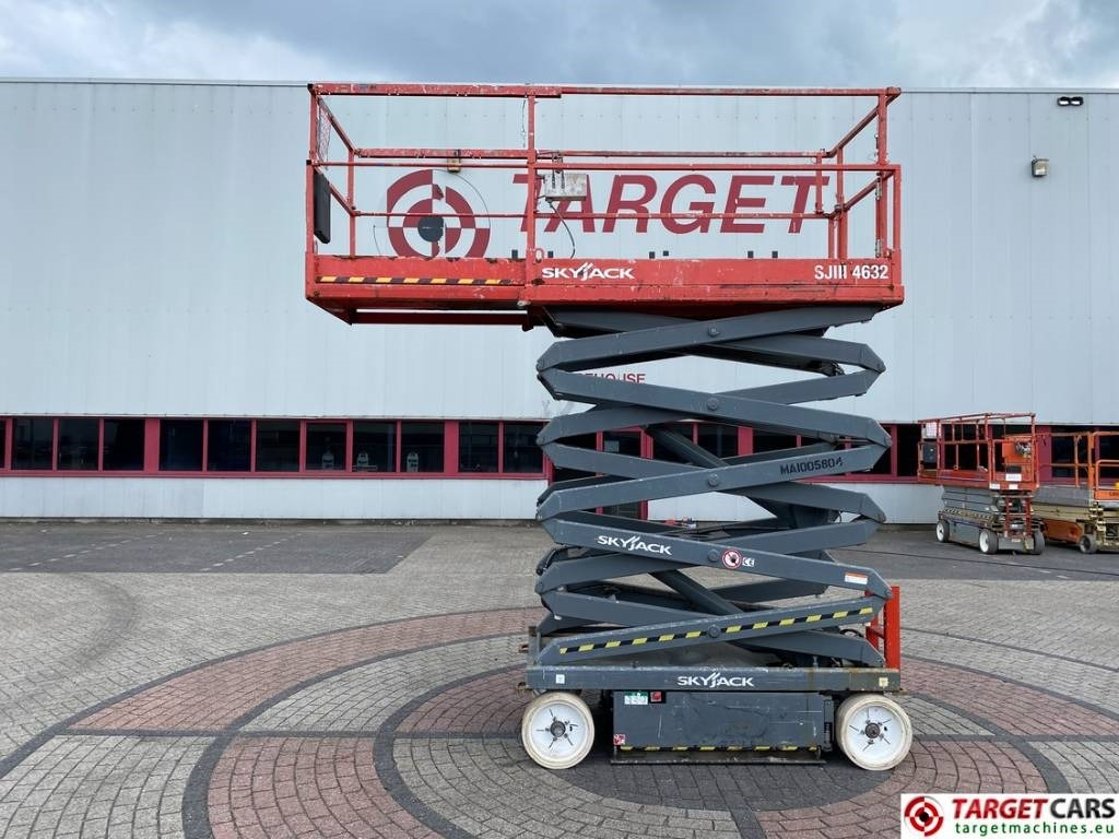 SkyJack SJIII-4632 Electric 4632 Scissor Work Lift 1170cm - Saksilava: kuva SkyJack SJIII-4632 Electric 4632 Scissor Work Lift 1170cm - Saksilava SkyJack SJIII-4632 Electric 4632 Scissor Work Lift 1170cm - Saksilava: kuva SkyJack SJIII-4632 Electric 4632 Scissor Work Lift 1170cm - Saksilava