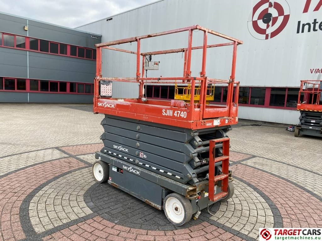 SkyJack SJIII-4740 Electric 4740 Scissor Work Lift 1380cm  - Saksilava: kuva SkyJack SJIII-4740 Electric 4740 Scissor Work Lift 1380cm  - Saksilava SkyJack SJIII-4740 Electric 4740 Scissor Work Lift 1380cm  - Saksilava: kuva SkyJack SJIII-4740 Electric 4740 Scissor Work Lift 1380cm  - Saksilava