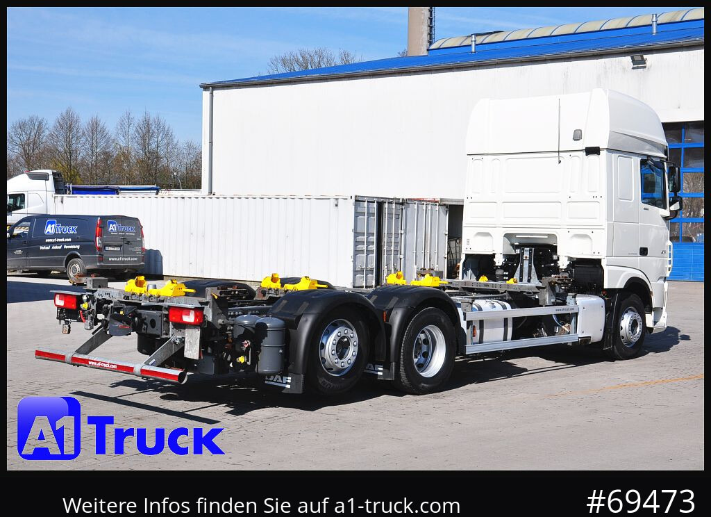 Konttialus/ Vaihtokuormatilat kuorma-auto DAF DAF XF 480 FAR SSC Intarder Multiwechsler, 7.82: kuva Konttialus/ Vaihtokuormatilat kuorma-auto DAF DAF XF 480 FAR SSC Intarder Multiwechsler, 7.82