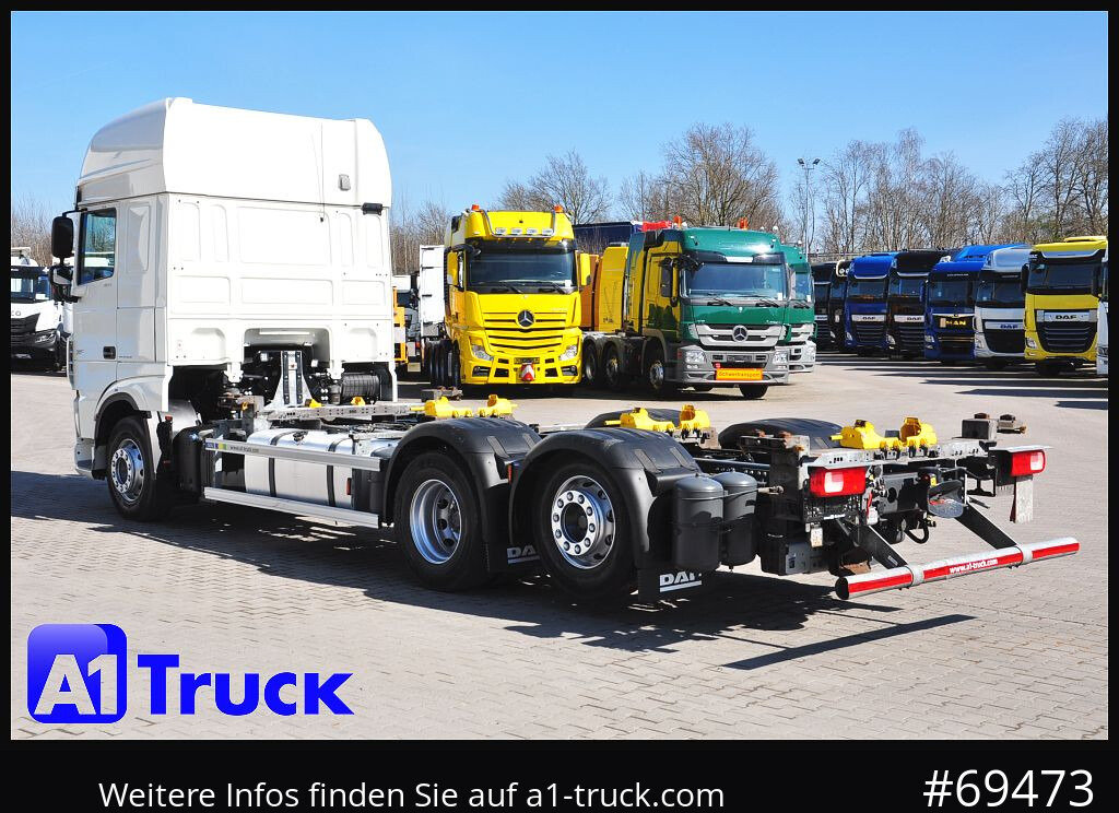 Konttialus/ Vaihtokuormatilat kuorma-auto DAF DAF XF 480 FAR SSC Intarder Multiwechsler, 7.82: kuva Konttialus/ Vaihtokuormatilat kuorma-auto DAF DAF XF 480 FAR SSC Intarder Multiwechsler, 7.82