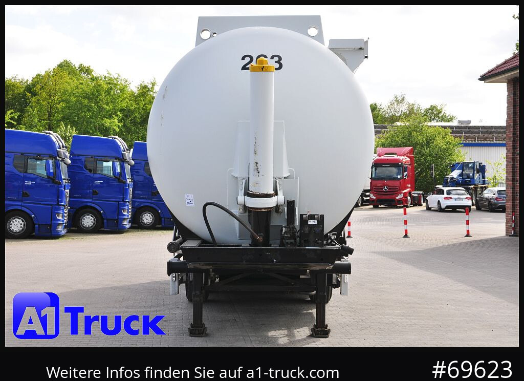 Bulk-säiliöperävaunu FELDBINDER KIP 52/7000/A/2, Kippsilo 52.3  ADR, 52m³, 52000 Liter: kuva Bulk-säiliöperävaunu FELDBINDER KIP 52/7000/A/2, Kippsilo 52.3  ADR, 52m³, 52000 Liter