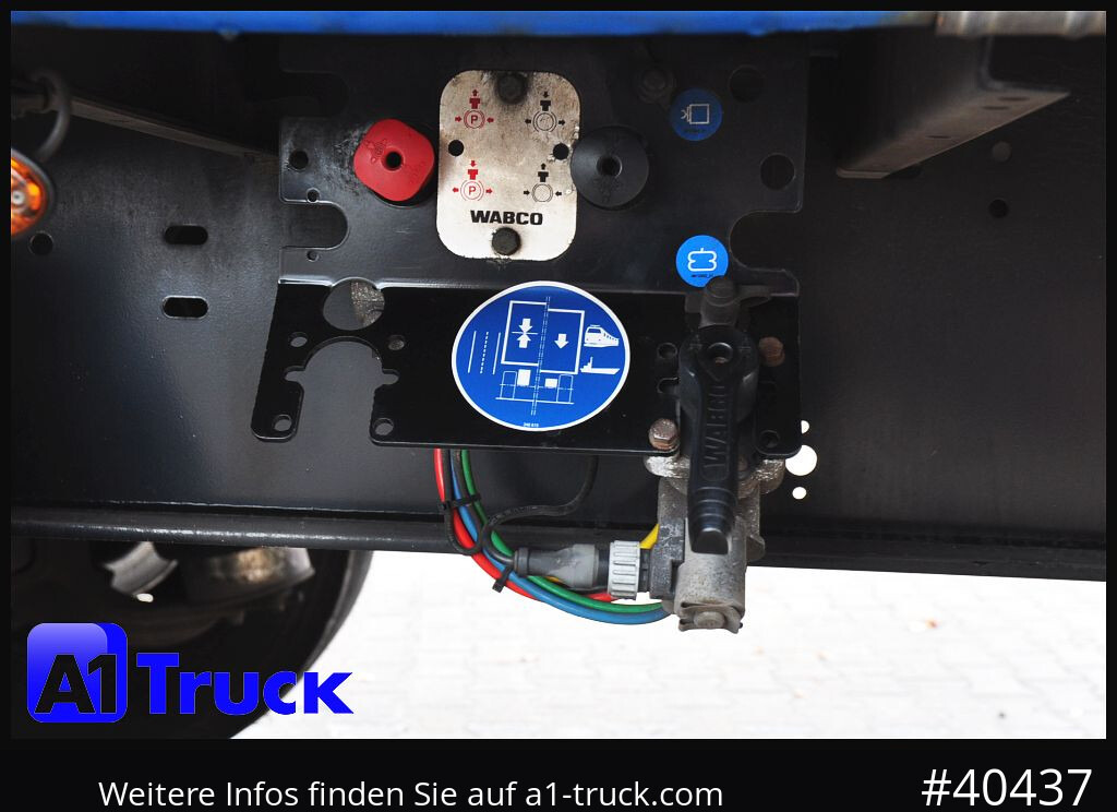 KOEGEL S 24 Tautliner, Code XL, BPW, - Pressukapellipuoliperävaunu: kuva KOEGEL S 24 Tautliner, Code XL, BPW, - Pressukapellipuoliperävaunu KOEGEL S 24 Tautliner, Code XL, BPW, - Pressukapellipuoliperävaunu: kuva KOEGEL S 24 Tautliner, Code XL, BPW, - Pressukapellipuoliperävaunu