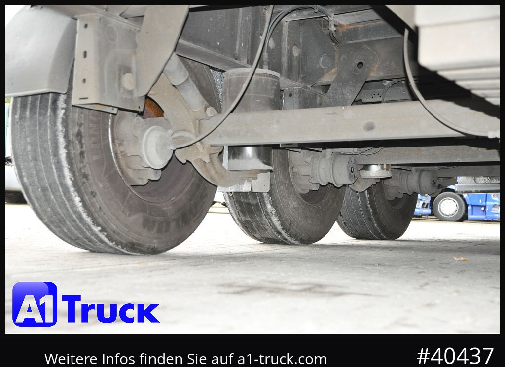 KOEGEL S 24 Tautliner, Code XL, BPW, - Pressukapellipuoliperävaunu: kuva KOEGEL S 24 Tautliner, Code XL, BPW, - Pressukapellipuoliperävaunu KOEGEL S 24 Tautliner, Code XL, BPW, - Pressukapellipuoliperävaunu: kuva KOEGEL S 24 Tautliner, Code XL, BPW, - Pressukapellipuoliperävaunu