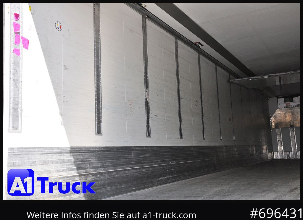 KRONE SDR 27 Carrier 1950 Mt., Lift, Multitemp. - Refrigeraattori puoliperävaunu: kuva KRONE SDR 27 Carrier 1950 Mt., Lift, Multitemp. - Refrigeraattori puoliperävaunu KRONE SDR 27 Carrier 1950 Mt., Lift, Multitemp. - Refrigeraattori puoliperävaunu: kuva KRONE SDR 27 Carrier 1950 Mt., Lift, Multitemp. - Refrigeraattori puoliperävaunu
